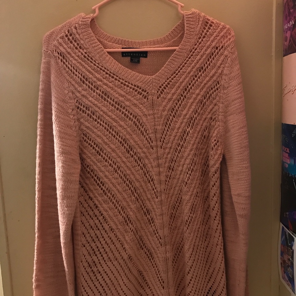 pink sweater